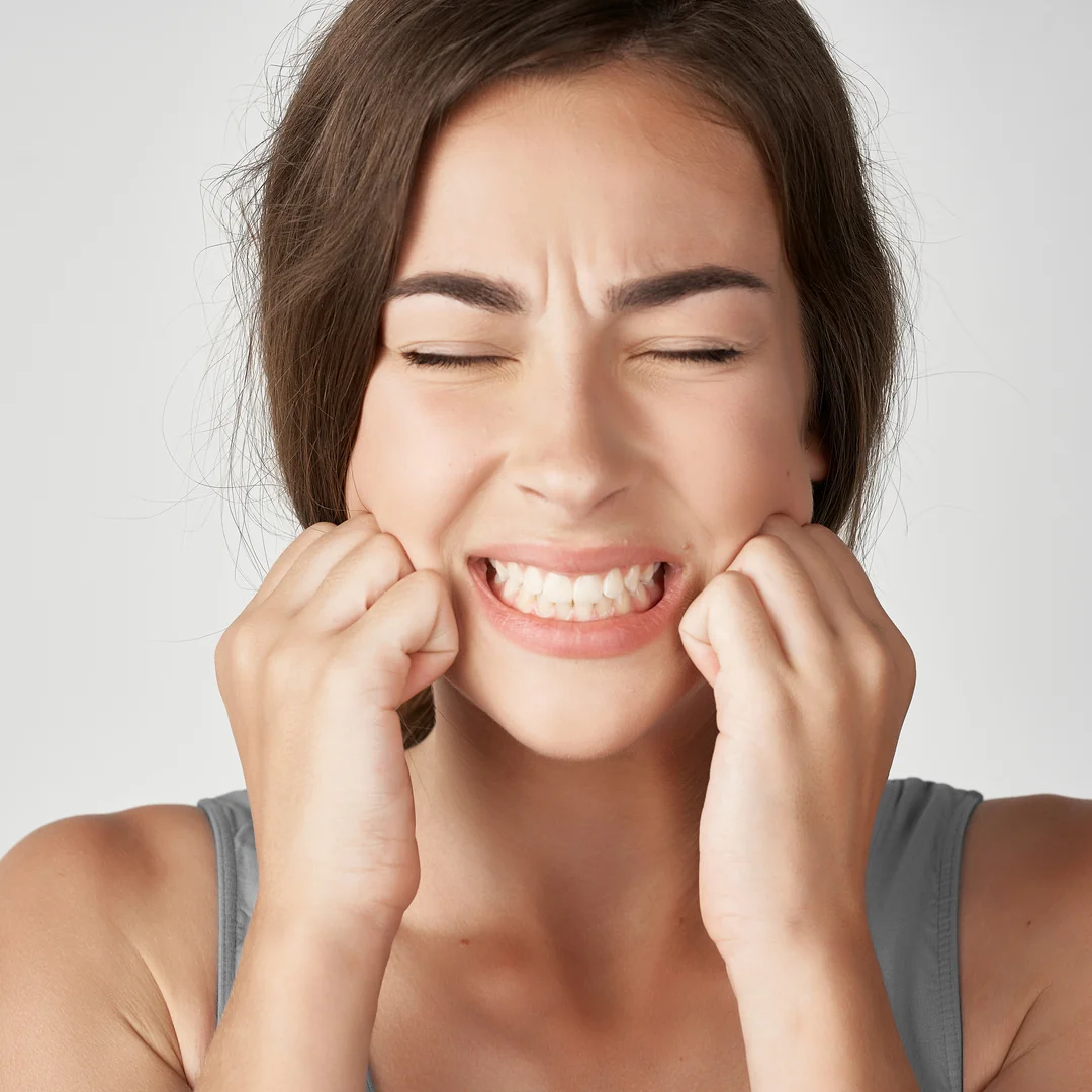 Canyon Lake woman with swollen gums before getting gum disease treatment